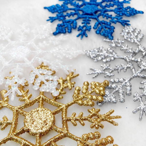 12PCS Christmas Snowflake Piece Plastic Pendant